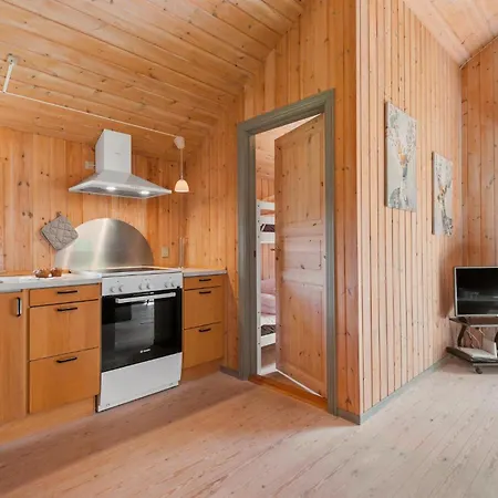 2 Bedroom Lovely In *